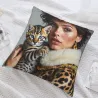 Funda de cojín de felpa con retrato elegante de mujer - Okomall