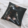 Housse de Coussin en Peluche Réversible 18x18 Pouces avec Motif de Personnage d'Anime
