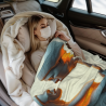 280g Vertical Artistic Embrace Pattern Flannel Blanket