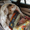 280g Vertical Flannel Blanket: Anime Girl and Cat Pattern