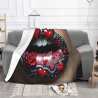 280g 수평 레드립과 하트 프린트 플란넬 담요