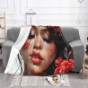 280g Horizontal Single - sided Printed Flannel Blanket with Exotic Beauty Pattern