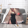 Manta de flanela suave de 280 g (estilo horizontal) con patrón de anime sexy