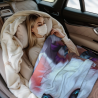 Decke aus Fleece 280 g (horizontales Design) – Katzen- und Mädchenmuster