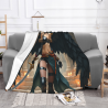 280 g Flauschdecke (horizontal) mit Muster einer geflügelten Kriegerfrau