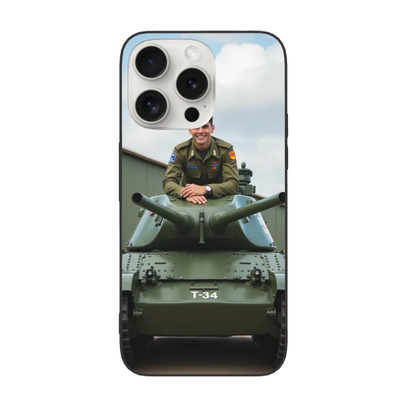 iPhone 15/Pro/Max 軍裝士兵手機殼 - OKOMALL